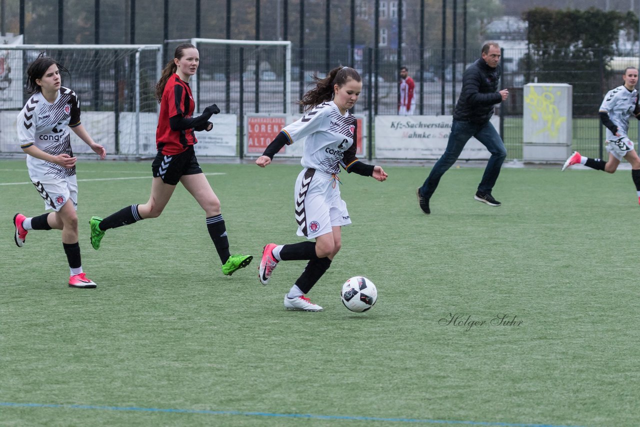 Bild 205 - B-Juniorinnen FC St.Pauli . Braedstrup IF : Ergebnis: 4:1